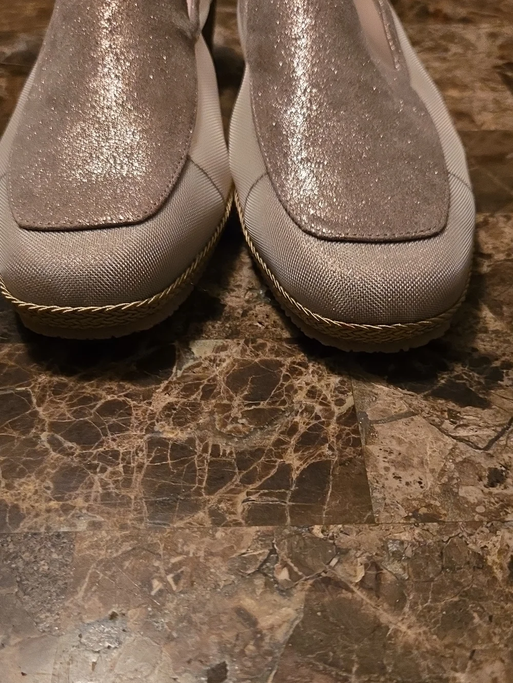 La Badia Gold Espadrilles Wedges. Women's Size 10M. Excellent Condition
